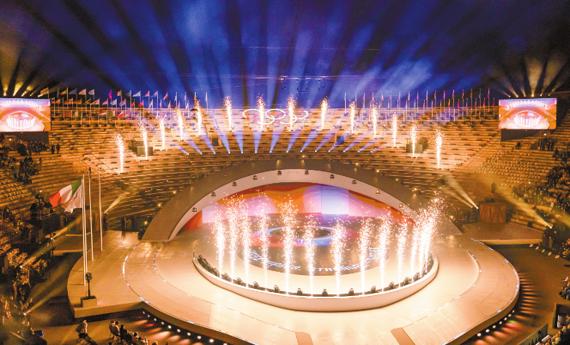 速度滑冰打破奥运纪录，部分小项转向“集团发展”，米兰冬奥会中国队实现多项突破